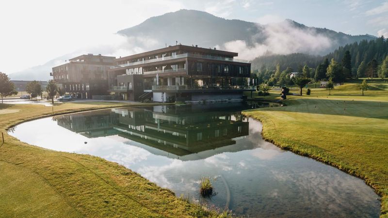 ALPS RESORTS übernimmt Berg &...