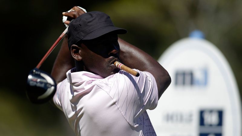 Fairways of Fame – „His Airnes...