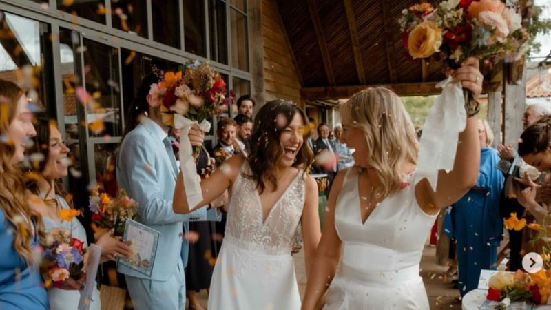 Laura Fünfstück heiratet Ladie...