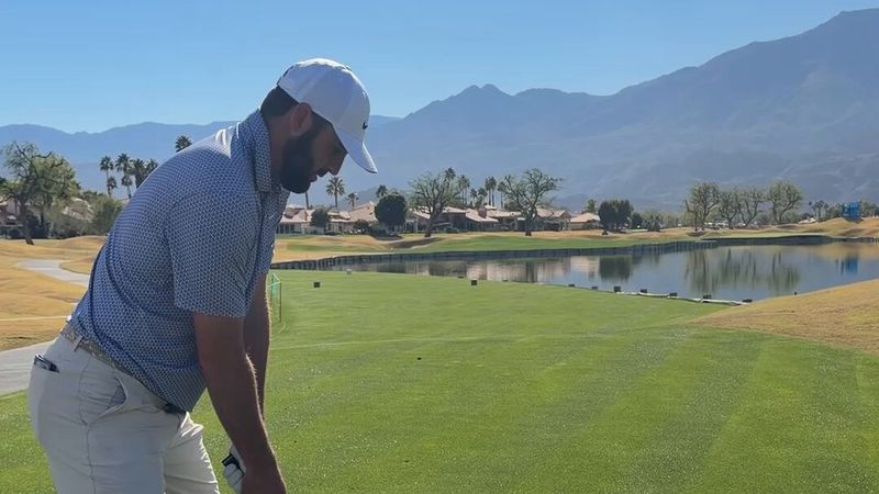 TaylorMade startet mit starkem...