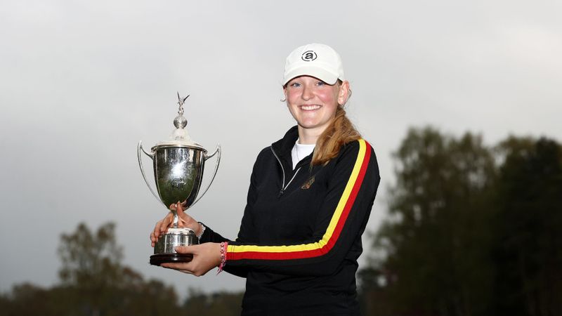 Antonia Steiner gewinnt U16 R&...