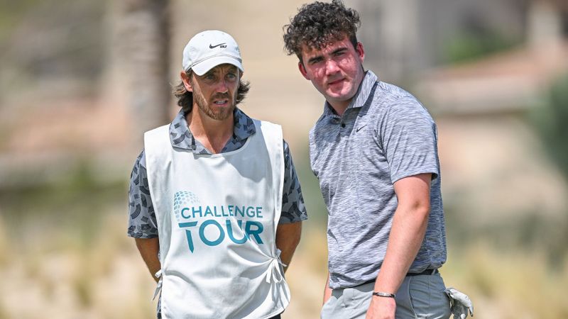 Tommy Fleetwood als Caddie auf...