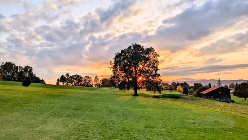 Der goldener und farbenfroher...