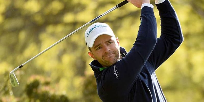 Ras Al Khaimah: Marcel Schneid...