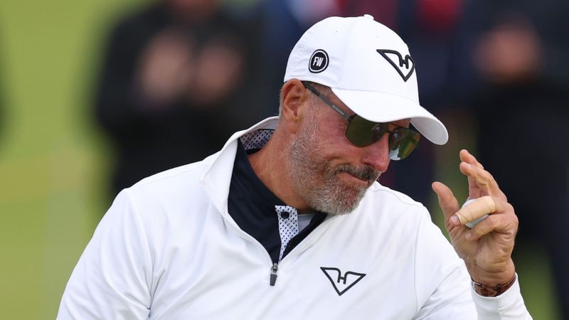 British Open 2025:  Phil Micke...