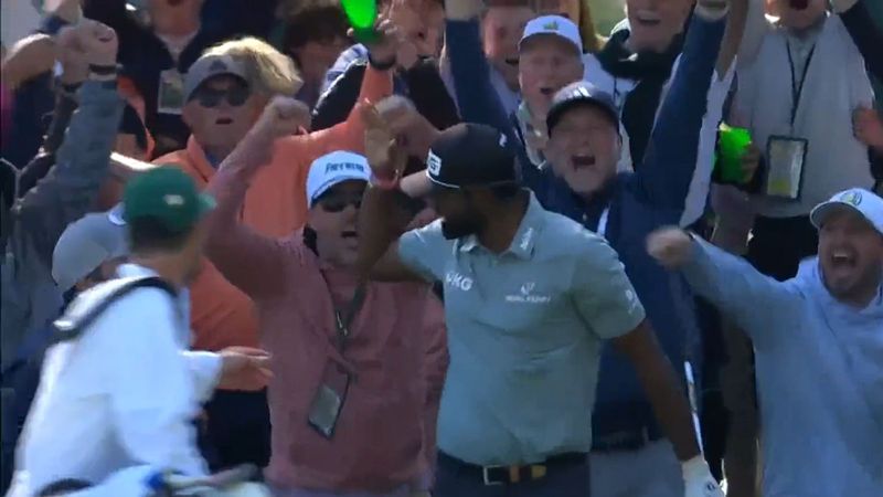 Wie einst Tiger: Rookie locht...