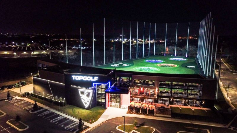 Endlich: Topgolf Oberhausen öf...