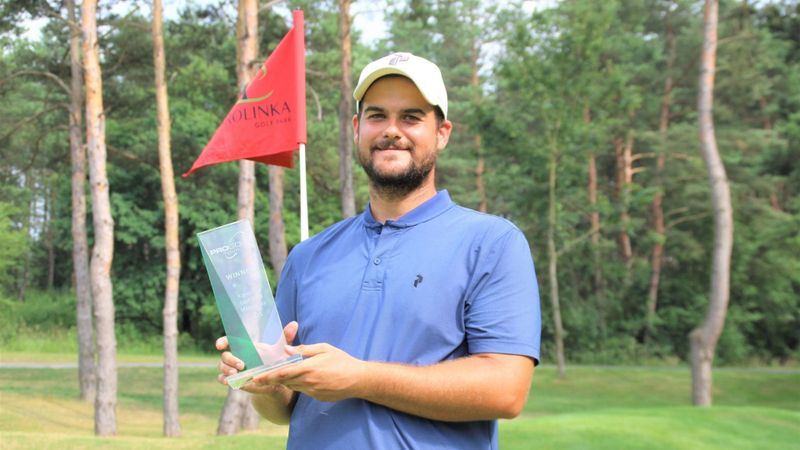 Karolinka Golf Park: Peter Val...