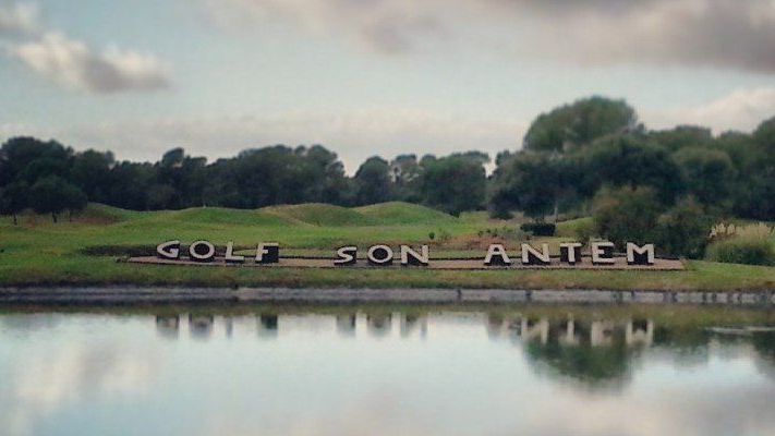 Golf Son Antem