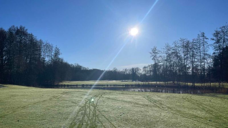 Im Winter auf Sommergrüns