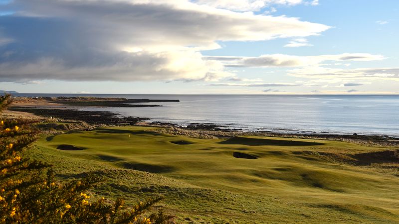 „Scotland, Where Golf Began“:...