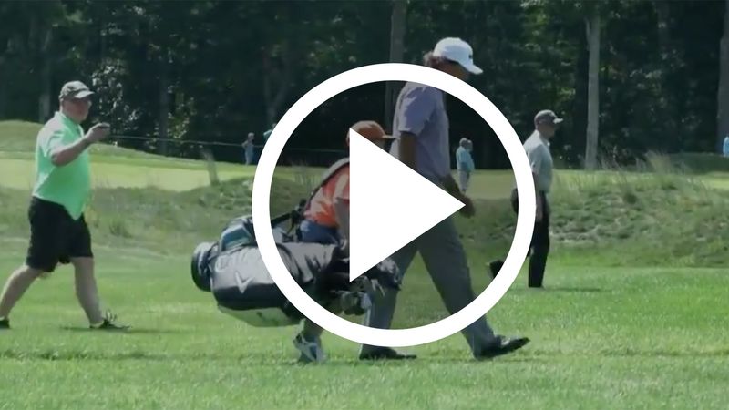 Video: Phil Mickelson hat eine...