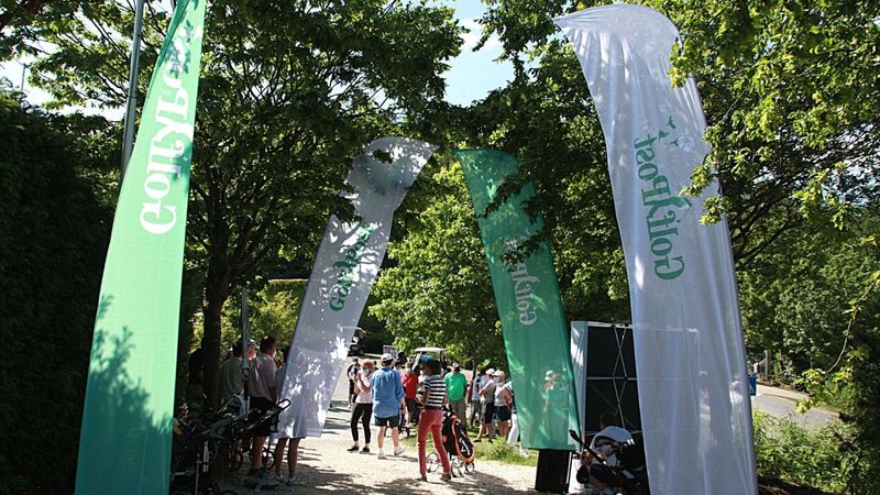 Golf Post Tour 2021 - Strahlen...